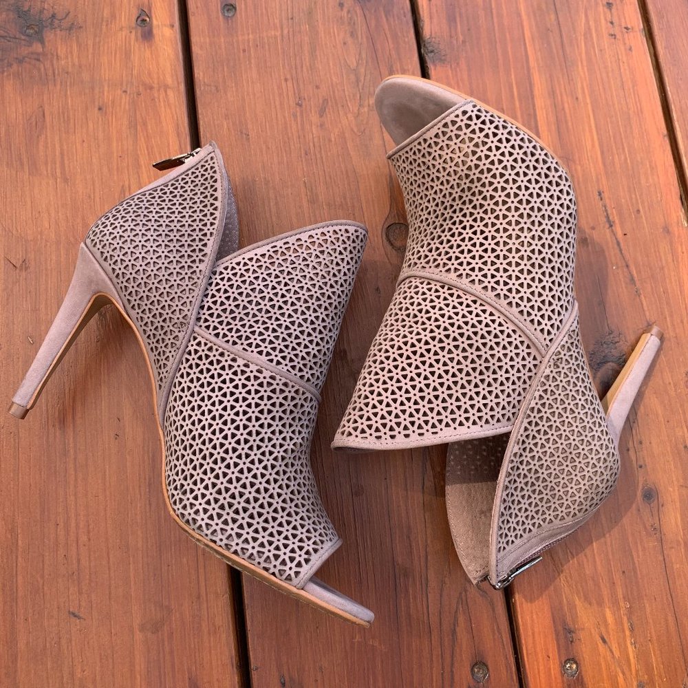 Vince Camuto Vatena Ankle Bootie in Mesa Taupe Nubuck